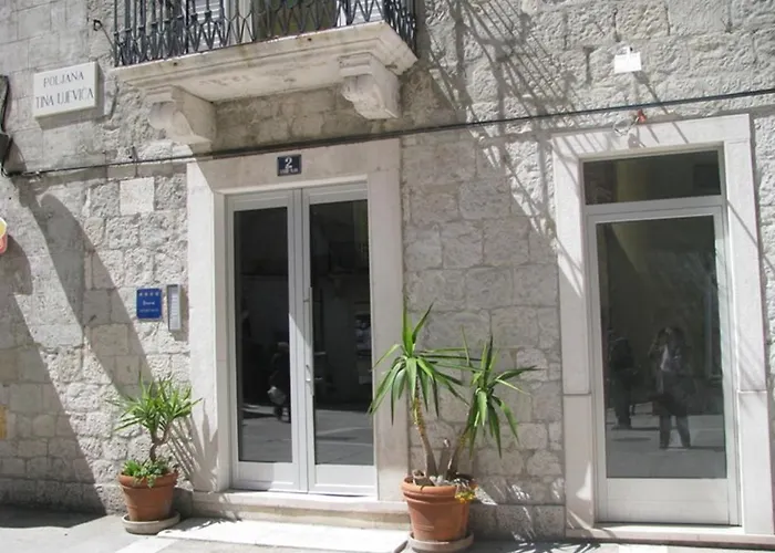 아파트 스플릿 시어터 아파트먼트 스플리트