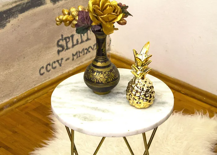 아파트 스플릿 시어터 아파트먼트 스플리트