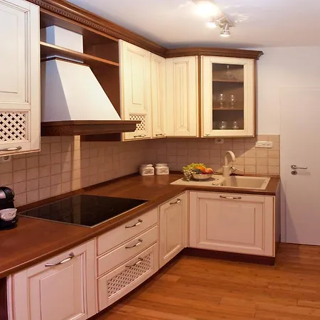 Theatre Апартаменти Спліт