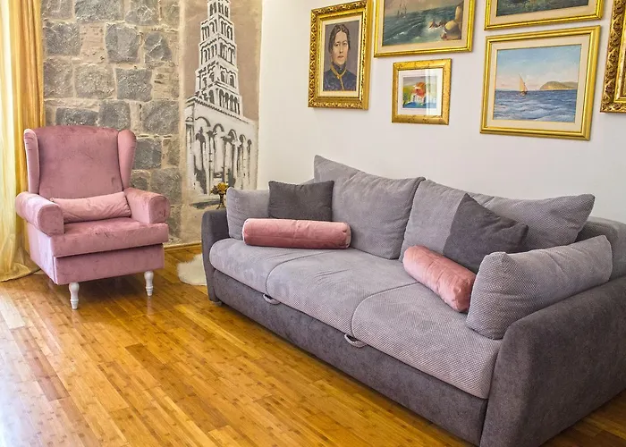 Theatre Apartment Split